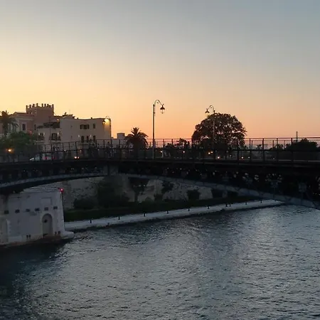 Berardi House Appartamento Taranto